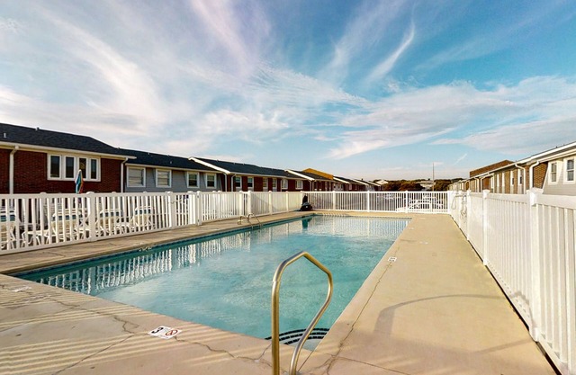 Townhouse Style Condo with Great Ocean View and Shared Outdoor Pool