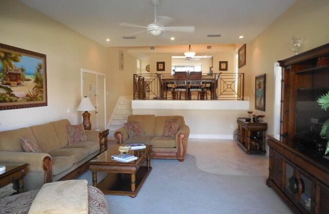 Townhouse with Garage - Across from Siesta Key Beach!