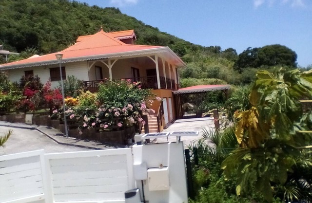 Traditional Creole House New with stunning bay view