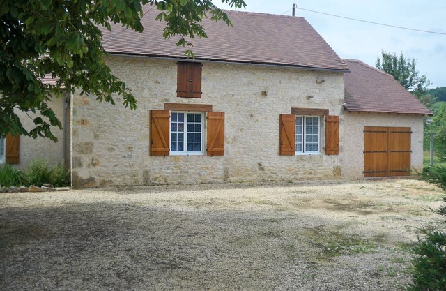 TRADITIONAL AND INDEPENDENT HOUSE IN THE PERIGORD