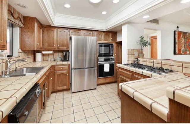 Tranquil 2 bedroom 2bath home