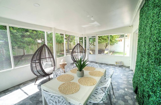Tranquil and Sunny 4BR Getaway Home