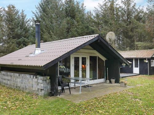 Tranquil Cottage Retreat in Lokken-By Traum