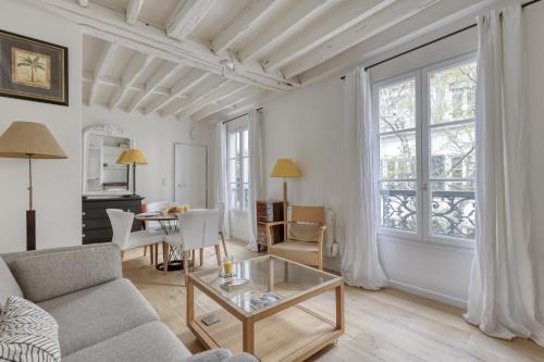 Tranquil Heaven up to 4 guests - Heart of Paris 07