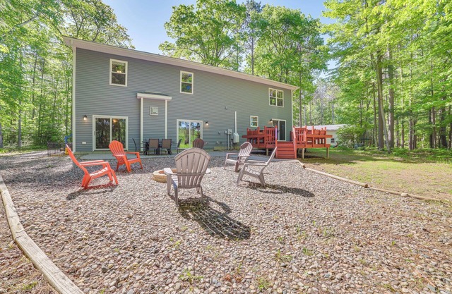 Tranquil Home on Fowler Lake w/Private Boat Dock!