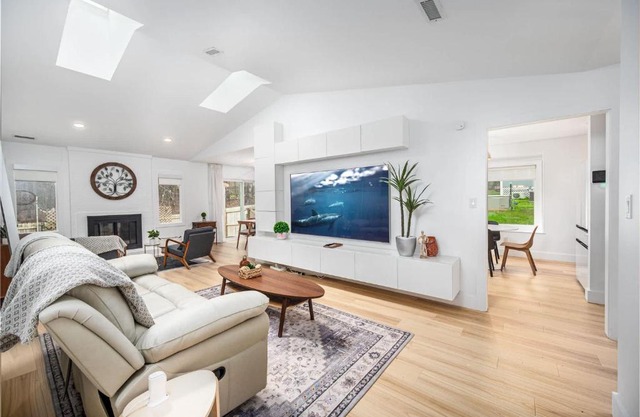 Tranquil Light-Filled Retreat 3BR Ranch