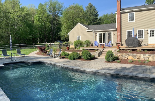 TRANQUIL private home with garden OASIS and heated POOL