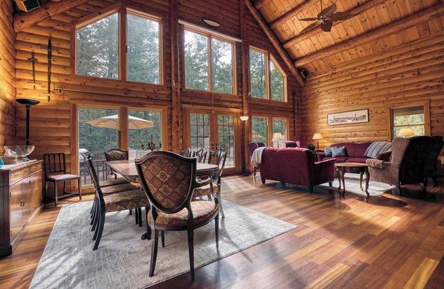 Tranquil Retreat 6-BR Total in the Berkshires
