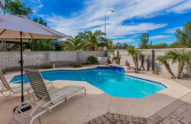 Tranquility @ Pepper Palace - 4bd House with HEATED POOL!