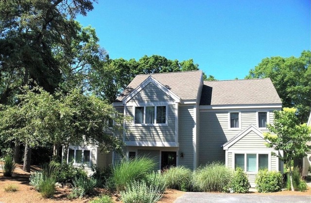Treat yourself: Premium townhouse condo at Ocean Edge resort