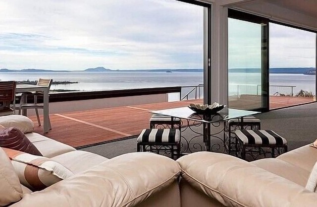 Treetops - Omori Holiday Home