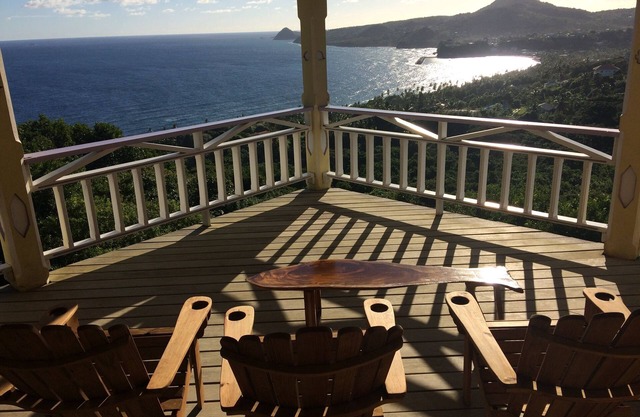 Treetops Villa Guest Suite 1