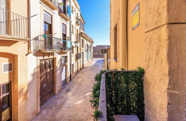 Trinquet by Unik Tarragona