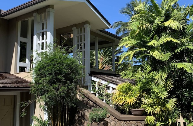 Tropical Masterpiece in the Heart of Lanikai