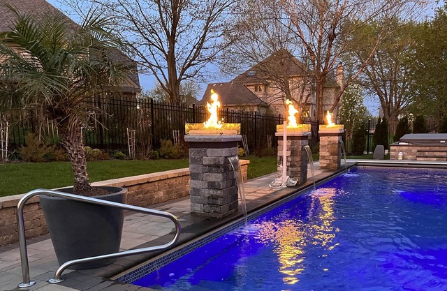 Tropical oasis 6000 ft.² estate just 30 minutes from downtown Chicago