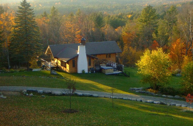 Trout House (private pond, fire pit & hot tub) *summer discount!*