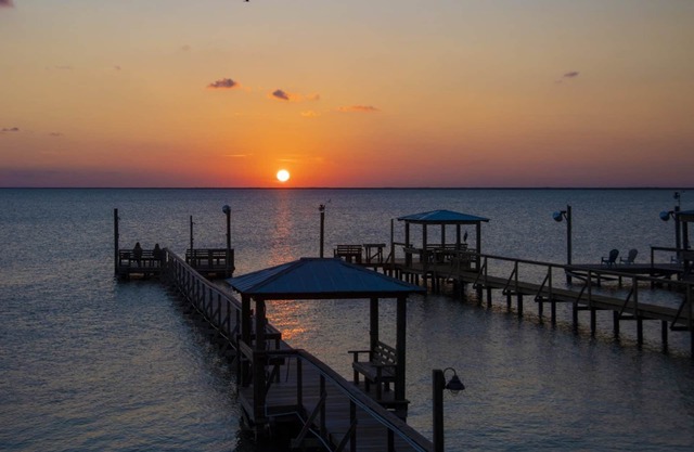 Trout Tank | View of Copano Bay, Fishing Pier!
