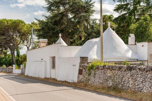 Trulli Calce e Sole