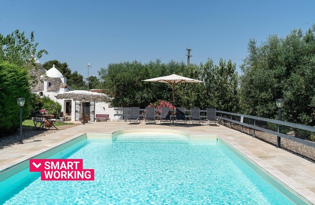 Trulli Nora con Piscina by Wonderful Italy