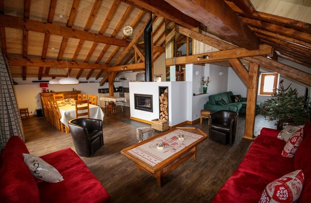 Tsaré Loft for 12 to 13 people