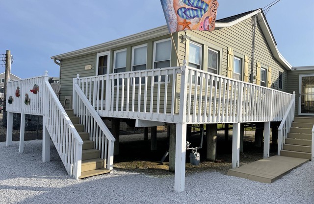 Tuckerton Beach, Cozy Cottage - 25 minutes to LBI!