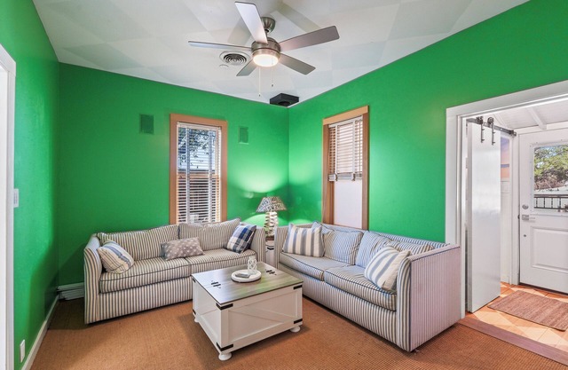 Tucson Bungalow - Walk to U of A!