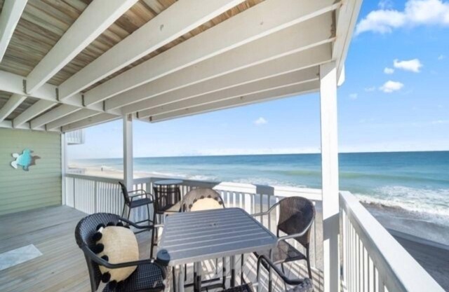 Turtle Cove (2-Bedroom Villa) by RedAwning