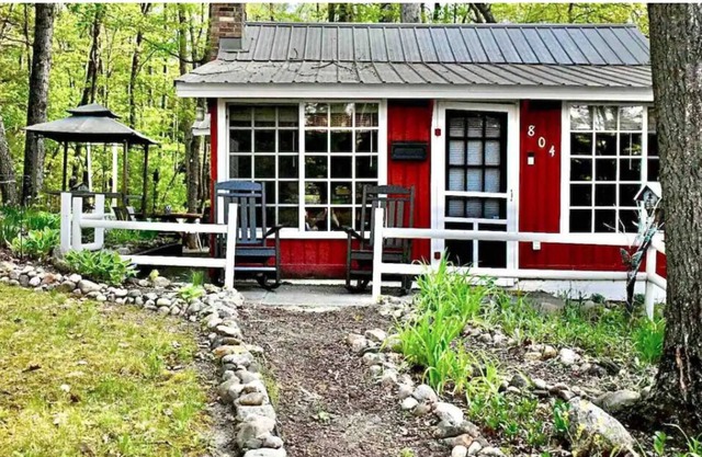 Twenty Lakes Cottage