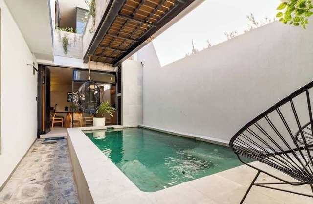 Two beautiful rooms with pool