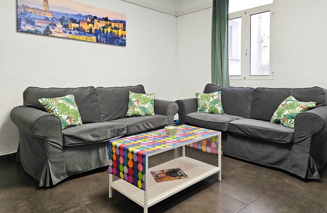 Two bed apartment in Malaga city centre