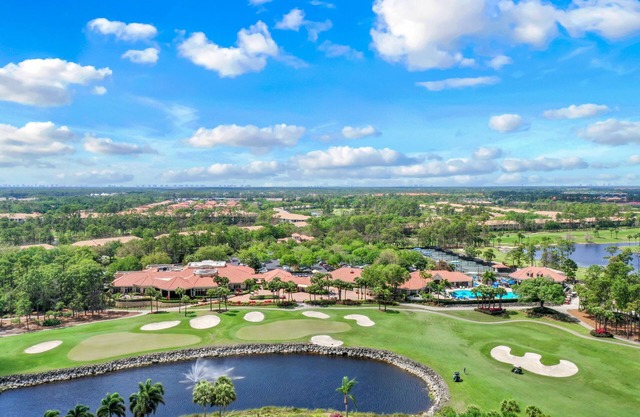 Two Bedroom at Vanderbilt Golf and Tennis Country Club