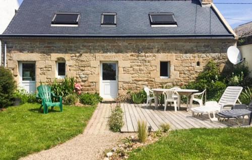Two-Bedroom Holiday Home In Plouhinec