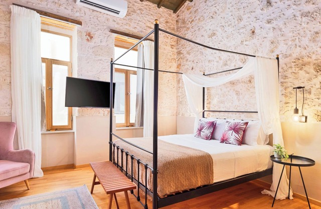 Two Bedroom Suite - Mansio Boutique Hotel