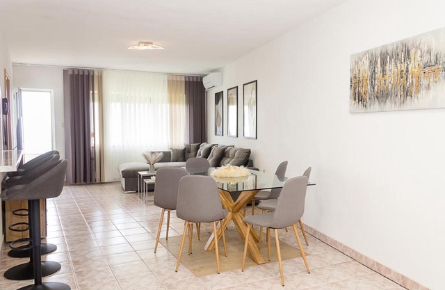 Two Identical Designer 2BD Flats with Sea View in Balchik by Flat Mаnager