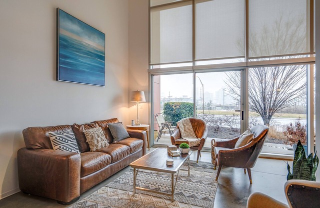 Two story 2Bed 2Bath A Work Live Condo