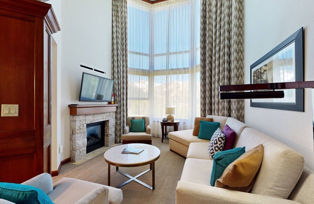 Two units at the Everline Resort & Spa - ski-in/ski-out, fireplace, pools, & gym