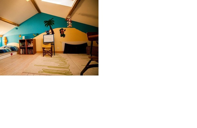 Typical house dating from 1926, close to the lakes (5min), ocean (10min)