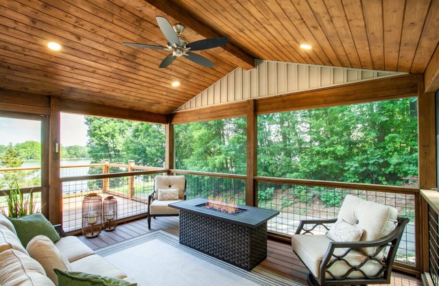 Tyrrells Pass - Lake Access w/ Hot Tub & Arcade!