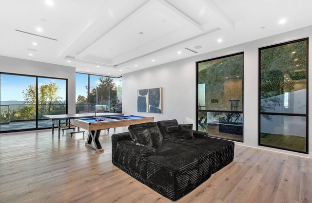 Ultra-Luxury 5000 SF Oasis - Infinity Pool, Spa & Serene Views
