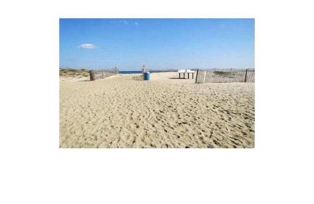 ULTRA MODERN 1 BEDROOM CONDO SEA BRIGHT NJ