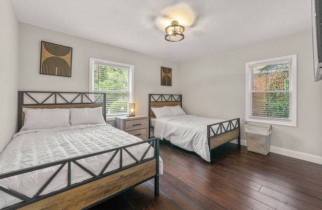 Ultra-Modern Private Room Downtown Atlanta