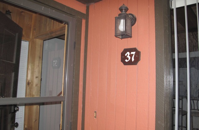 Unbeatable Location – Closest lodging to Snow Summit Ski Resort