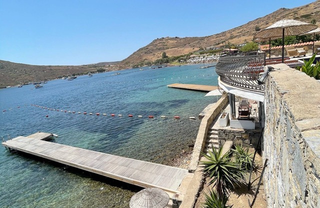 Unique house in Yalıkavak with private beach