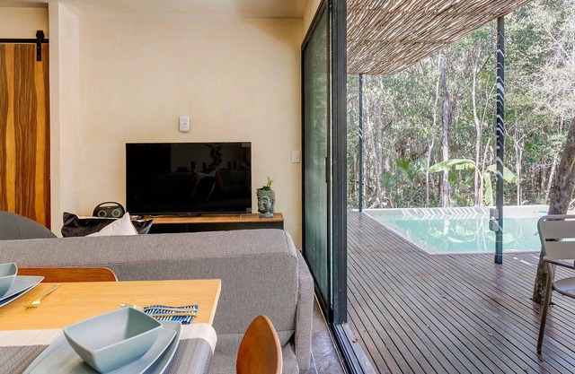 Unique Jungle Stay, Private Pool, WiFi, Pets OK