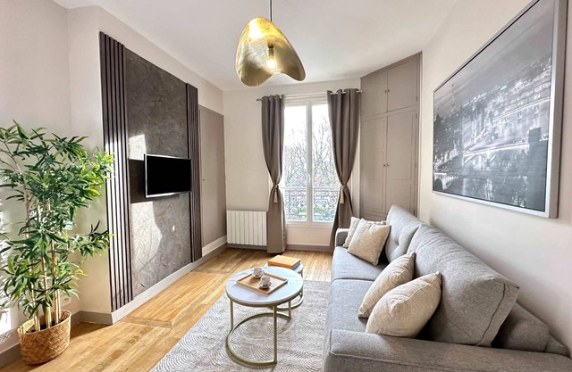 Unique Parisian Flat in Place d'Italie
