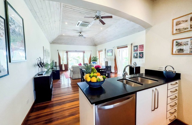 Unit 1512 Pool and Sea view - Antigua Residence