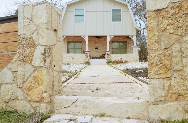 UNIT#3 Boerne River House
