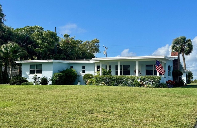 Unit A River House - Welcome to Paradise in Fort Pierce
