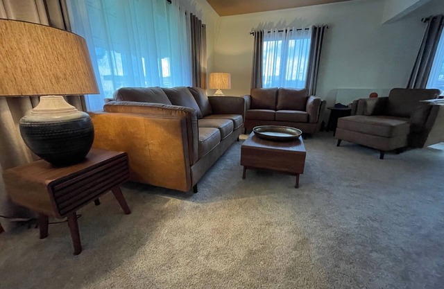 Updated 1950s Home | UW Convenience