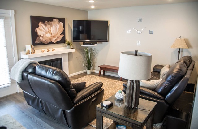 Updated, Modern, East Summerlin Luxury Home.